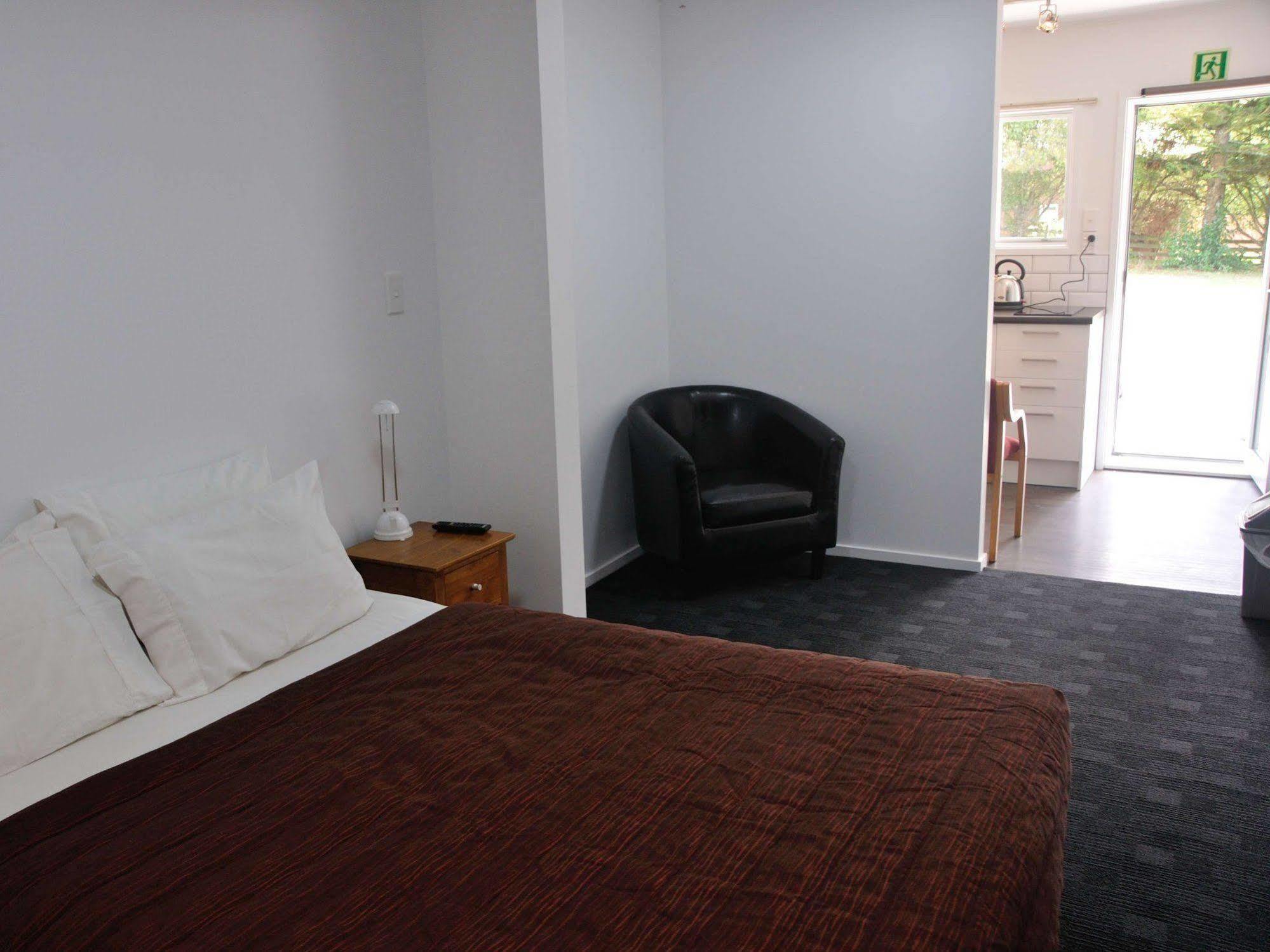 Newlands Court Motel เวลลิงตัน ภายนอก รูปภาพ